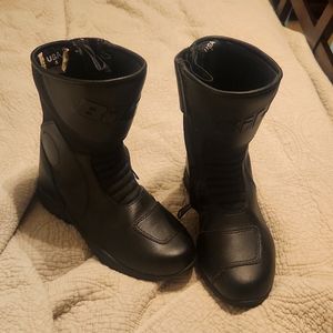 Motorcycle boots